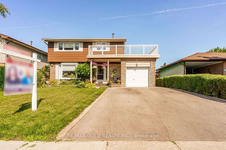 86 Clarence Street, Brampton, ON L6W 1S7