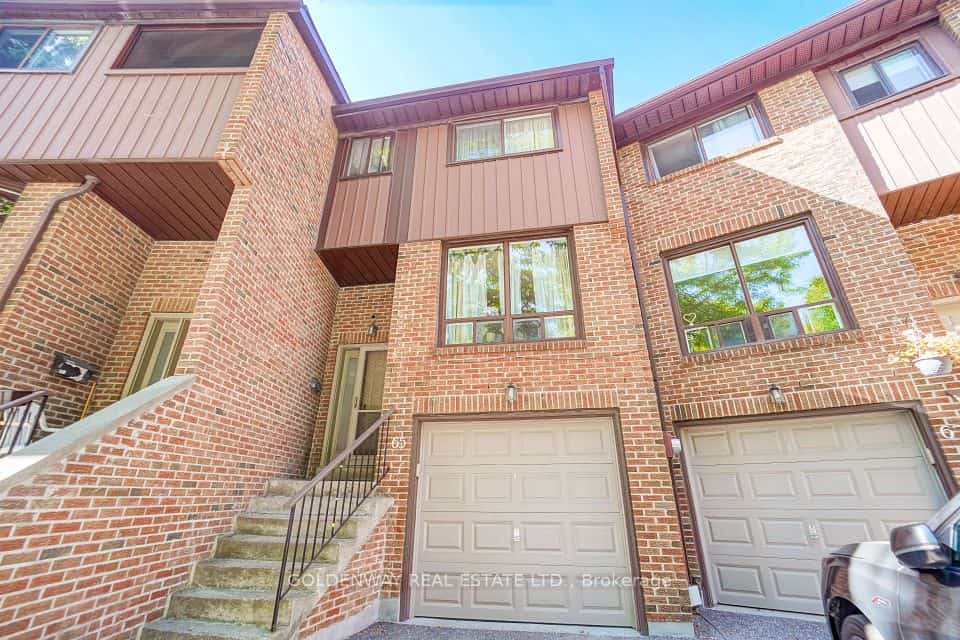 65 Wagon Trailway, Toronto, ON M2J 4V4