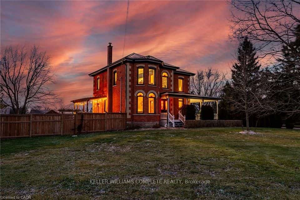 1664 NEBO Road, Hamilton, ON L0R 1W0