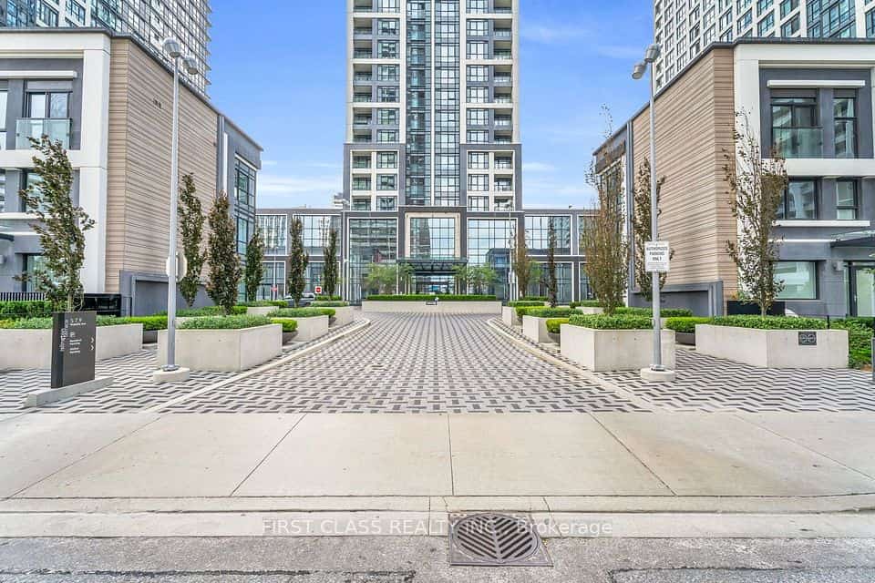 5 Mabelle Avenue #531, Toronto, ON M9A 0C8