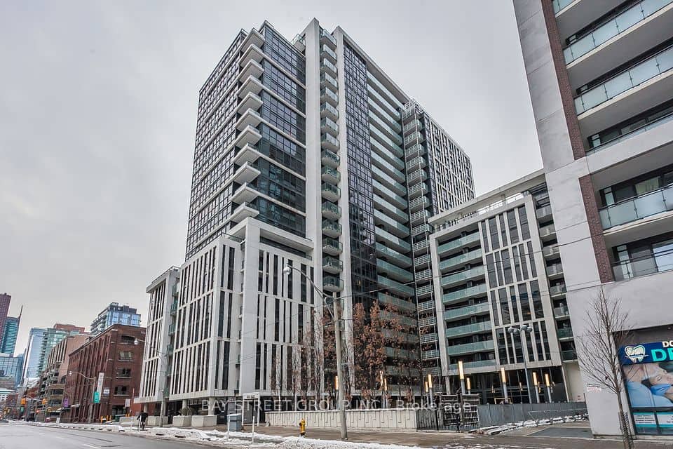 400 Adelaide Street E, Toronto