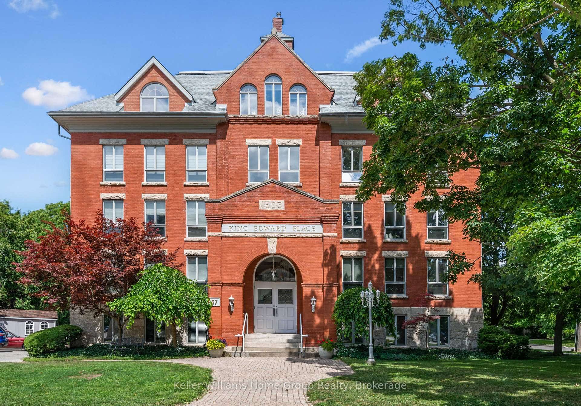 57 SUFFOLK Street W #408, Guelph, ON N1H 2J1