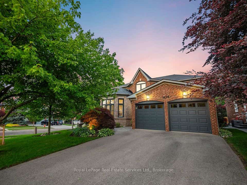 1478 Creekwood Trail, Oakville, ON L6H 6E6