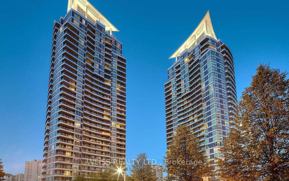 33 Elm Drive, Mississauga