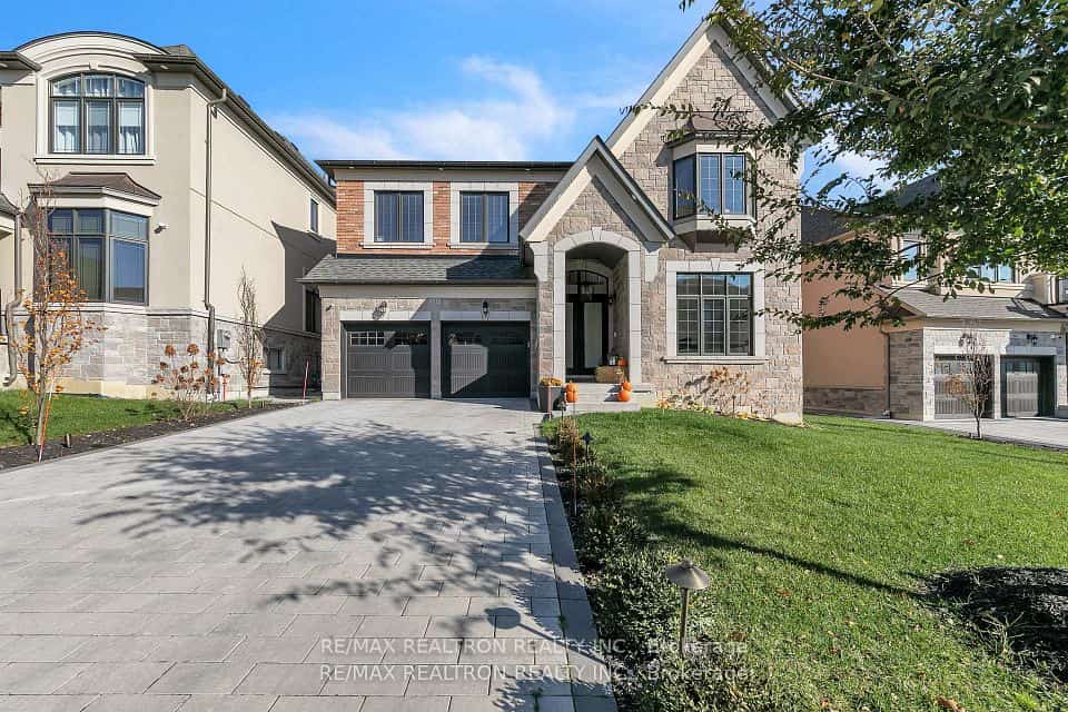 131 Lady Jessica Drive, Vaughan, ON L6A 4V1