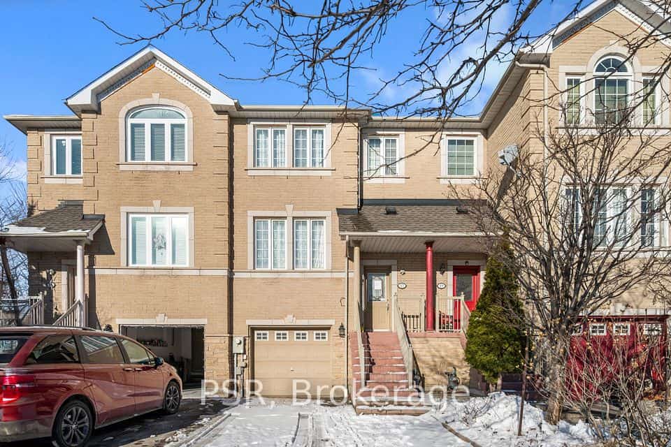 17 Andrika Court, Mississauga, ON L4Z 4E9