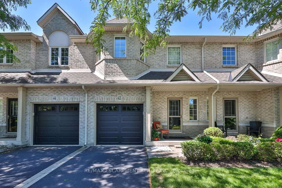 1375 STEPHENSON Drive #43, Burlington, ON L7S 2M4