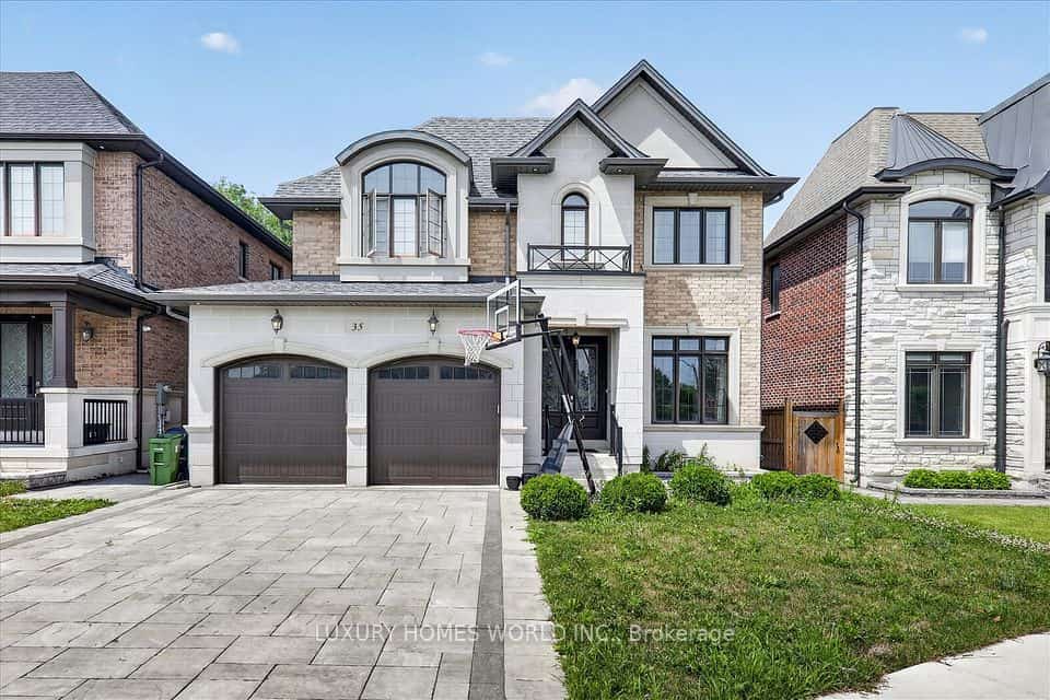 35 Starfire Drive, Toronto, ON M1C 5G3