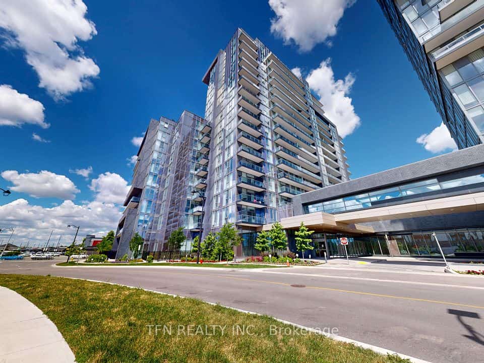 10 Gatineau Drive W, Vaughan