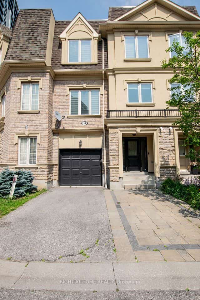 1250 St Martins Drive #54, Pickering, ON L1W 1L7