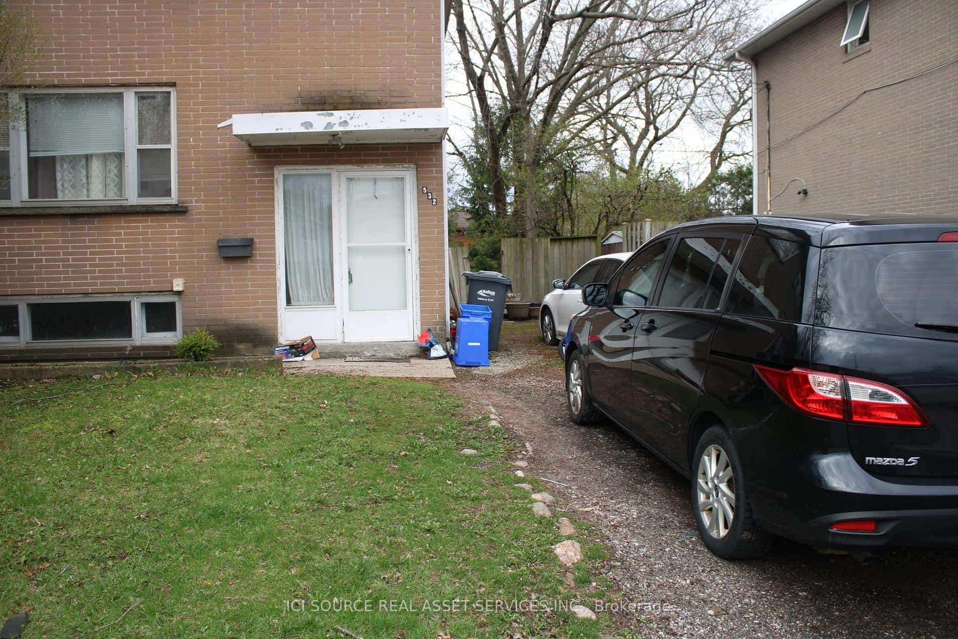 532 Appleby Line, Burlington, ON L7L 2Y3