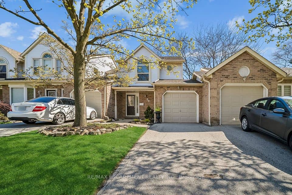 5255 Lakeshore Road, Burlington