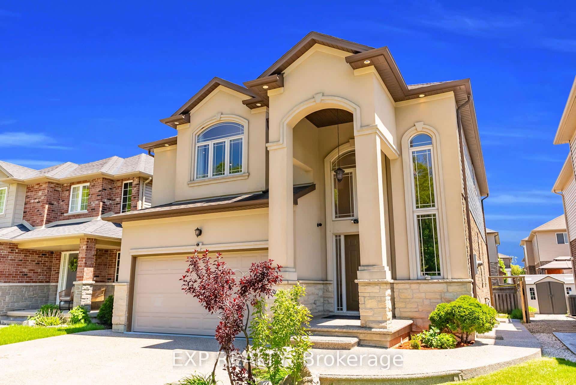 92 Desoto Drive, Hamilton, ON L9A 0B5