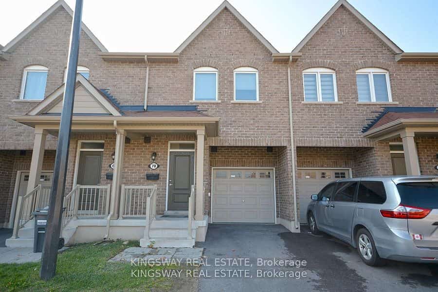 50 Edinburgh Drive #70, Brampton, ON L6Y 1N9