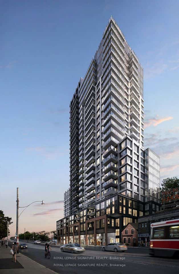286 Main Street #1005, Toronto, ON M4C 4X4