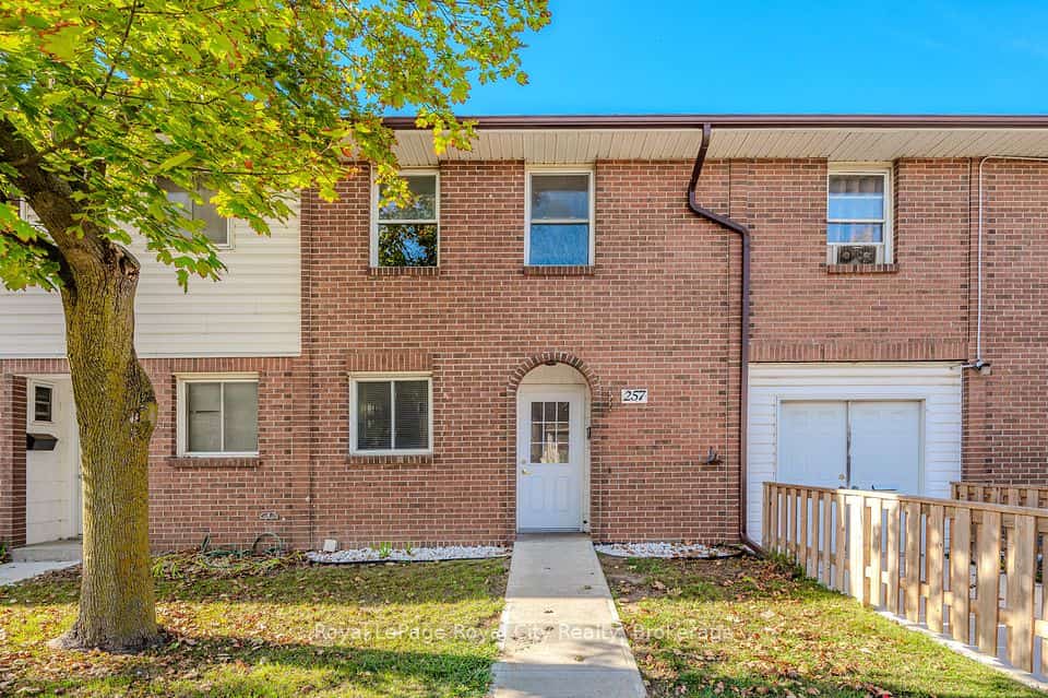 31 Greengate Road #257, Guelph, ON N1H 6R3