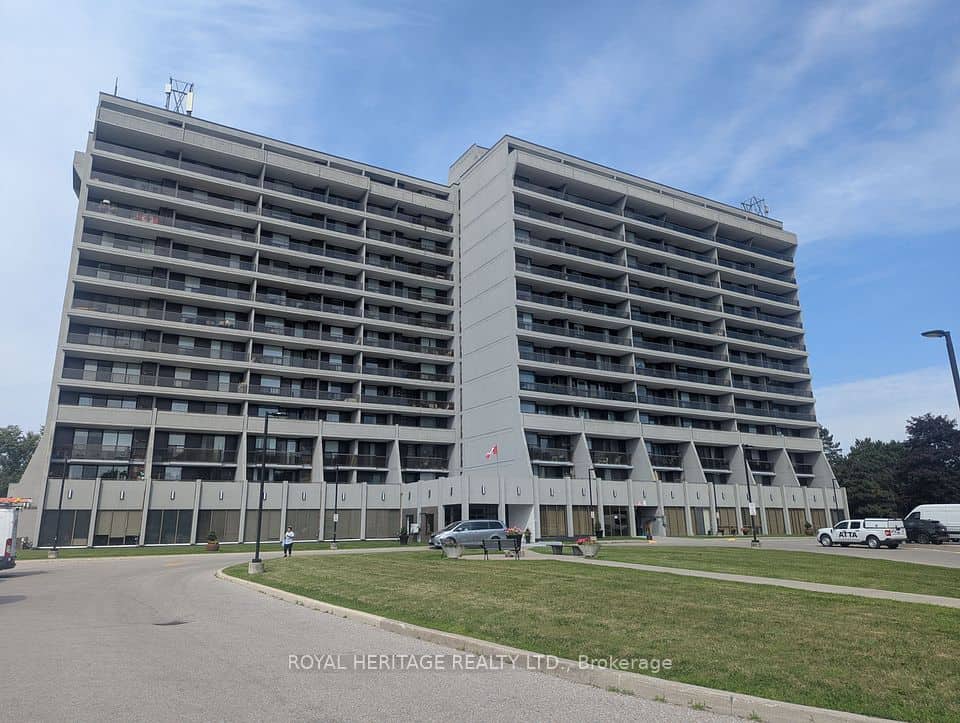 92 Church Street S, Ajax