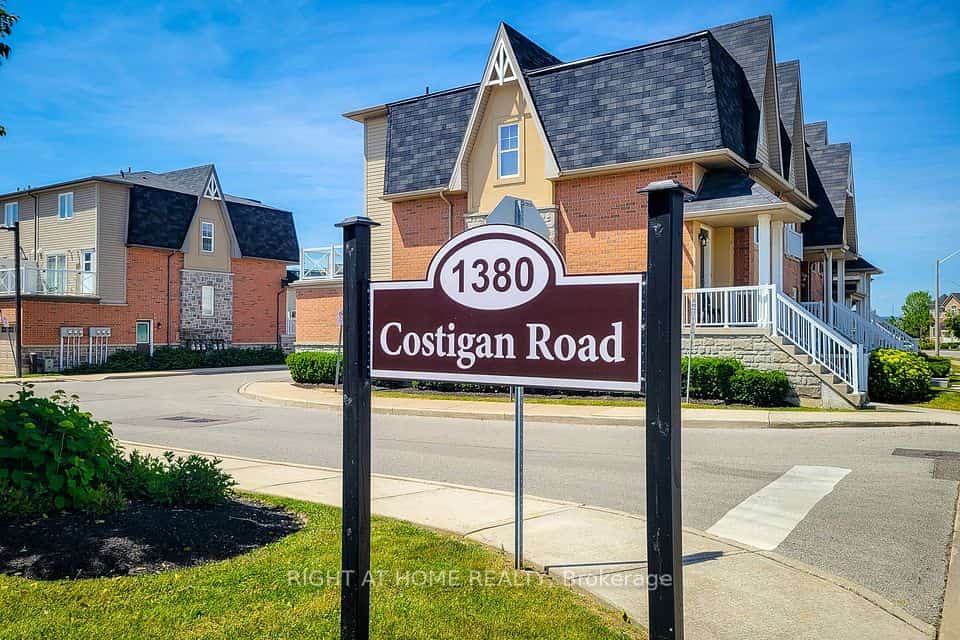 1380 Costigan Road #33, Milton, ON L9T 8L2