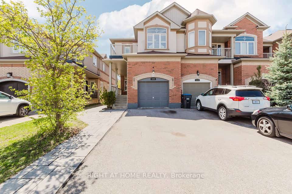 5294 Roadside Way, Mississauga, ON L5M 0H9