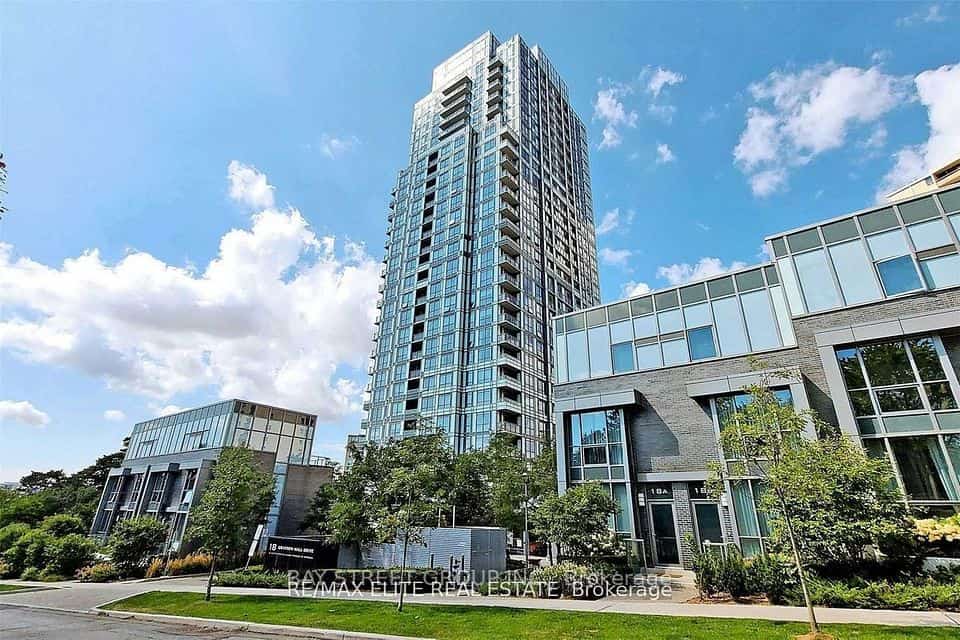18 Graydon Hall Drive #1503, Toronto, ON M3A 0A4