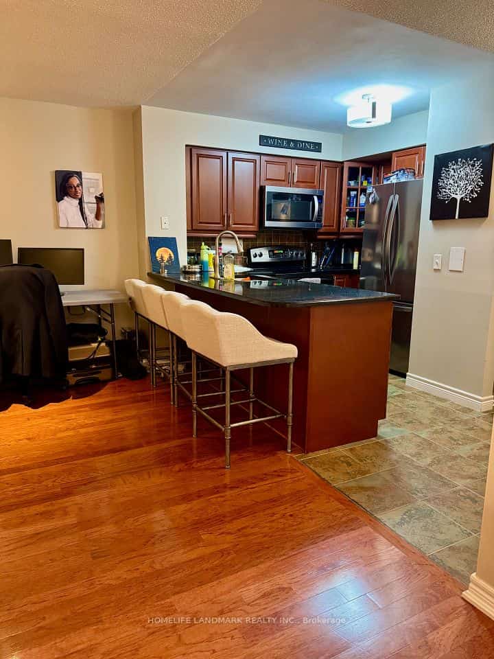 30 Grand Trunk Crescent #1708, Toronto, ON M5J 3A4