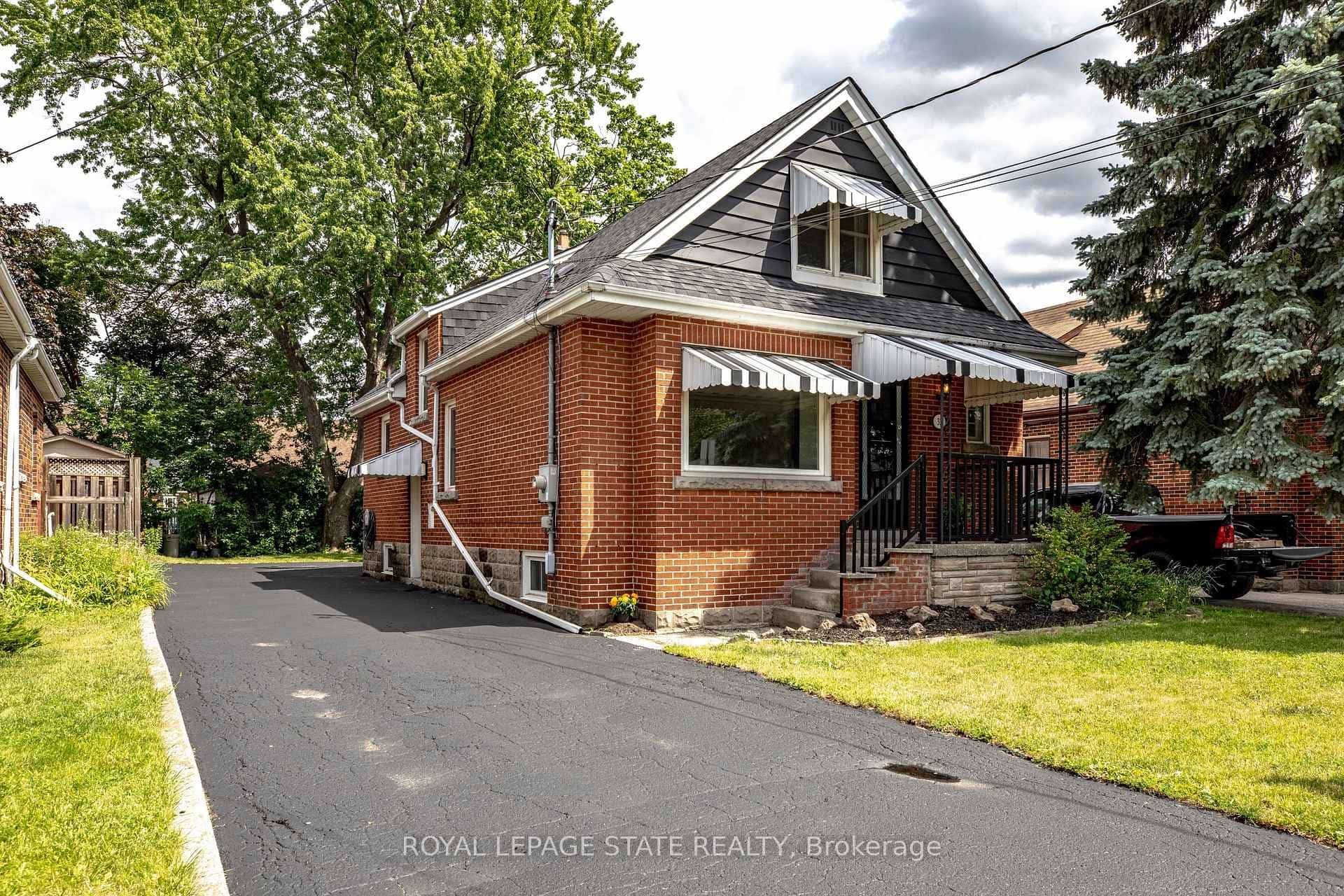 33 East 34th Street, Hamilton, ON L8V 3W2