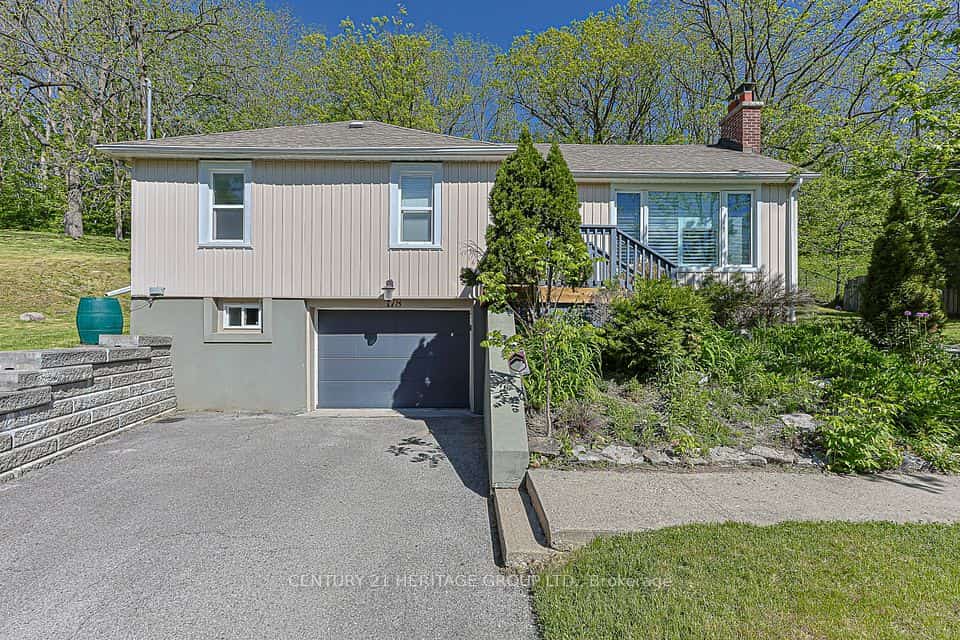 178 Main Street N, Newmarket, ON L3Y 9B2
