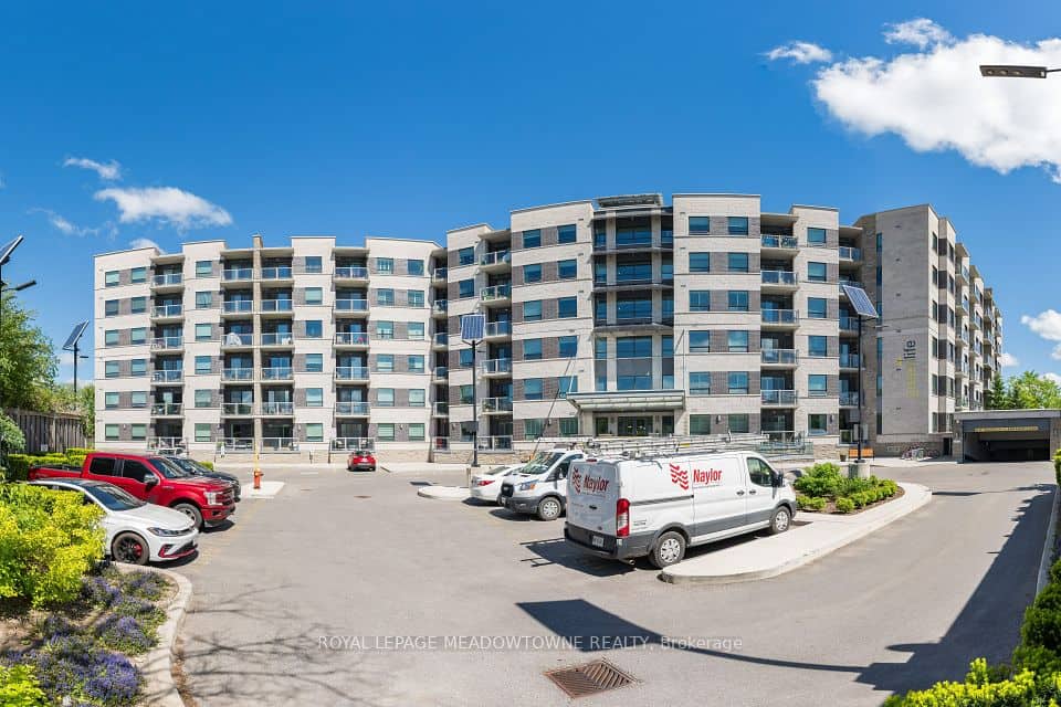 383 Main Street E, Milton