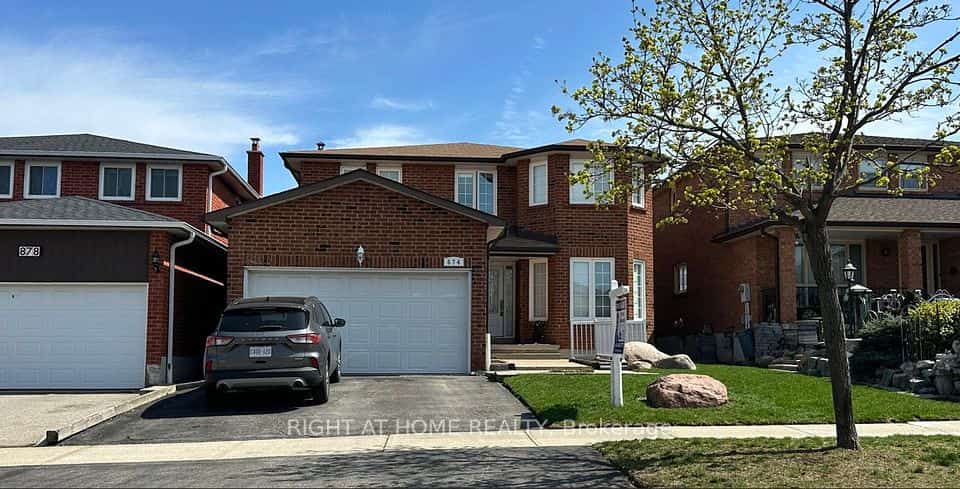 874 Wetherby Lane N, Mississauga, ON L4W 4S9