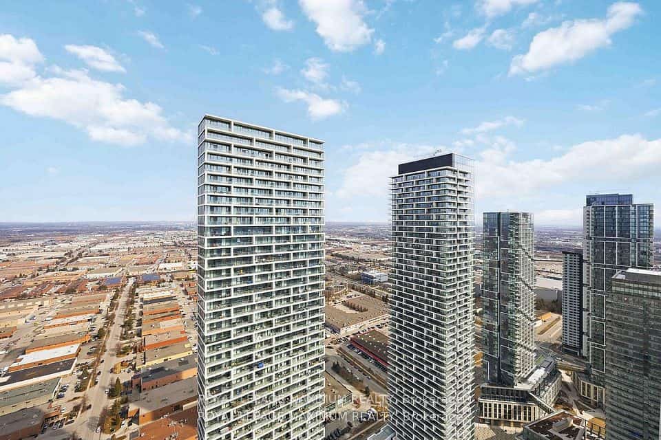 5 Buttermill Avenue #5512, Vaughan, ON L4K 0J5