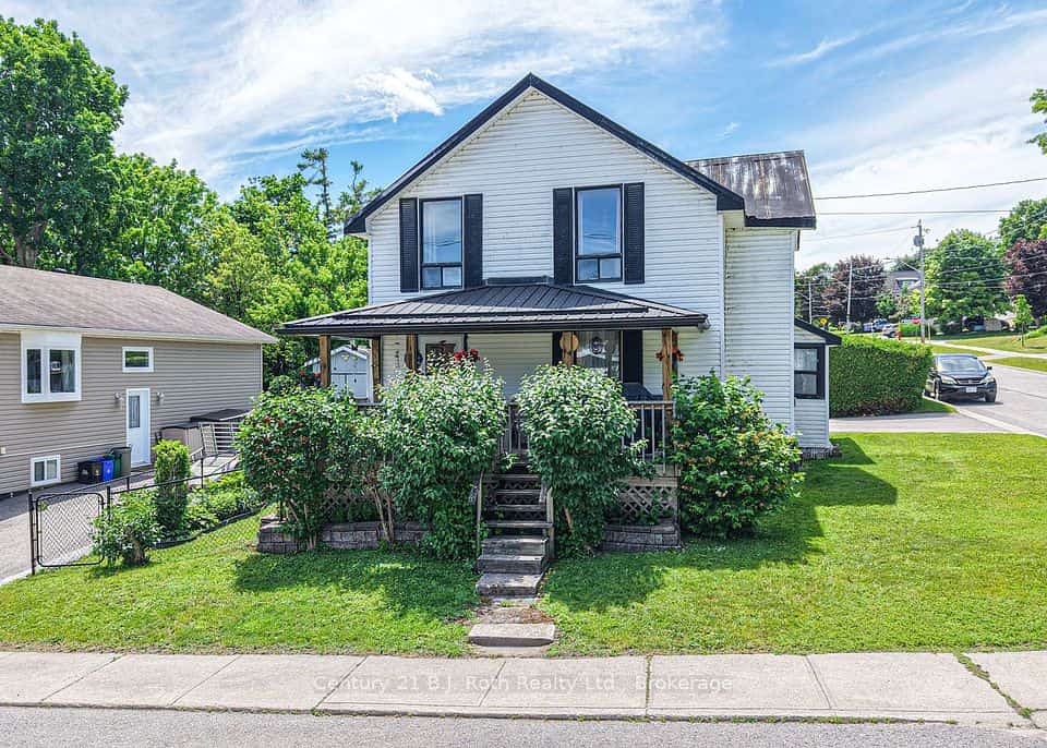 139 Borland Street E, Orillia, ON L3V 2C1