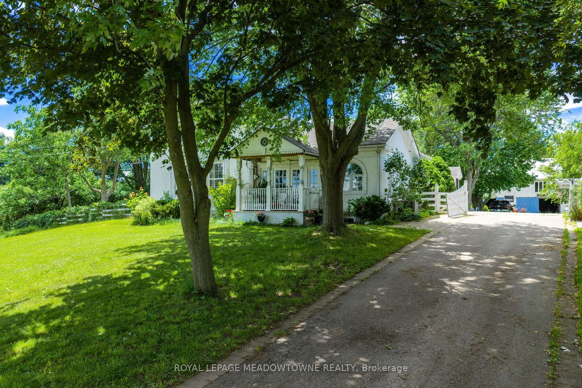 152 Confederation Street, Halton Hills, ON L7G 4S8