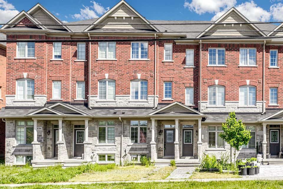 4798 16th Avenue, Markham, ON L6C 0V8