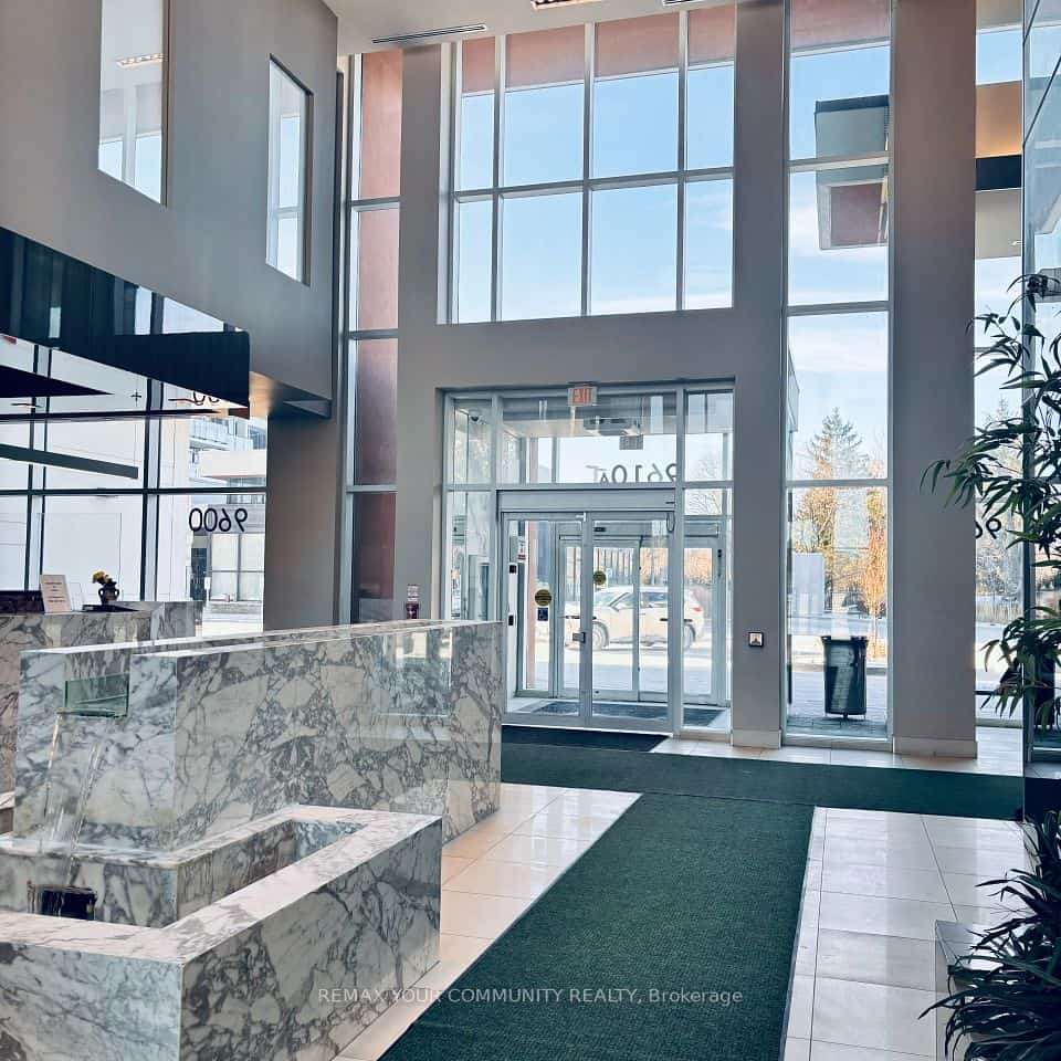 9600 YONGE Street #318B, Richmond Hill, ON L4C 0X3