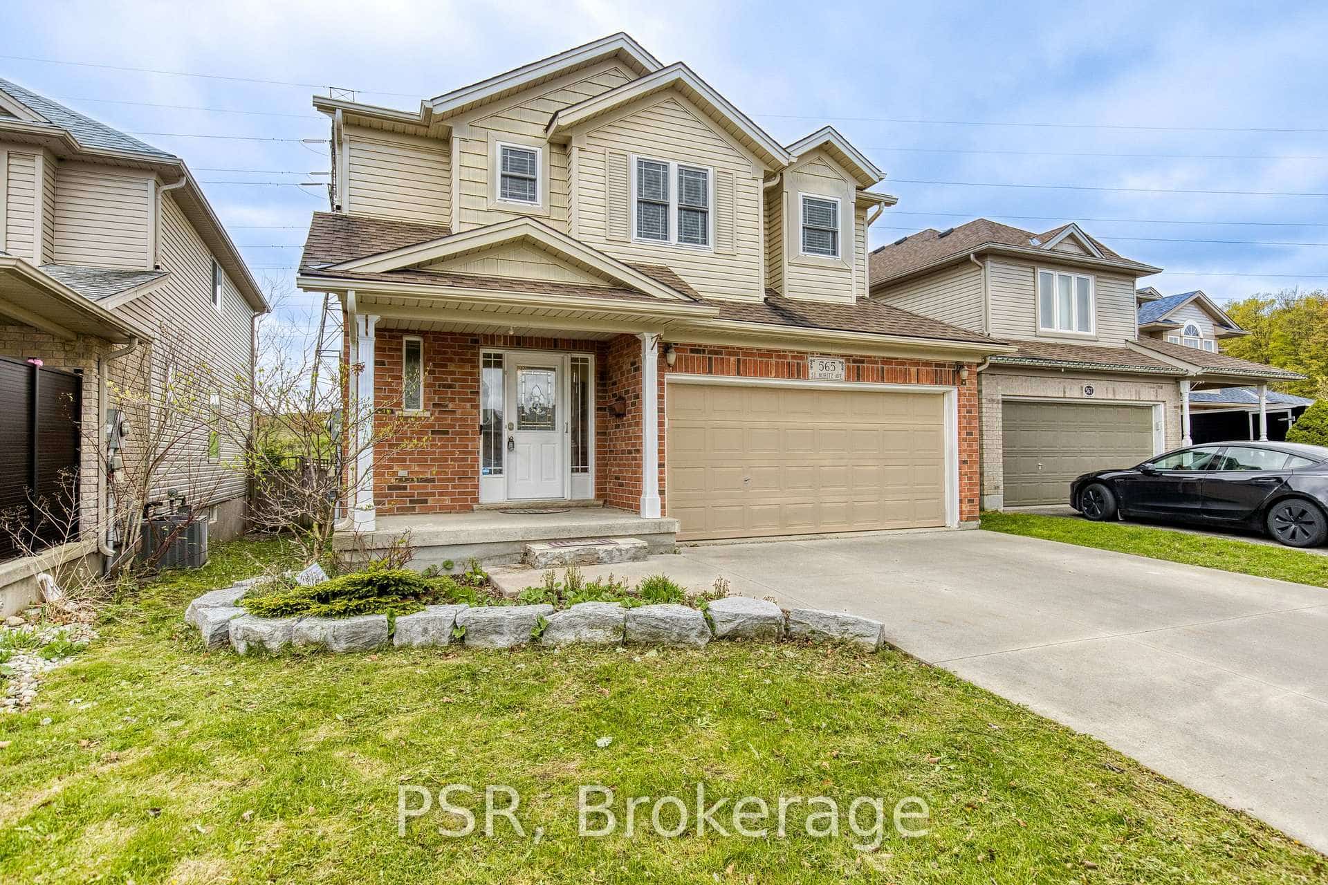 565 St Moritz Avenue, Waterloo, ON N2T 2Z3