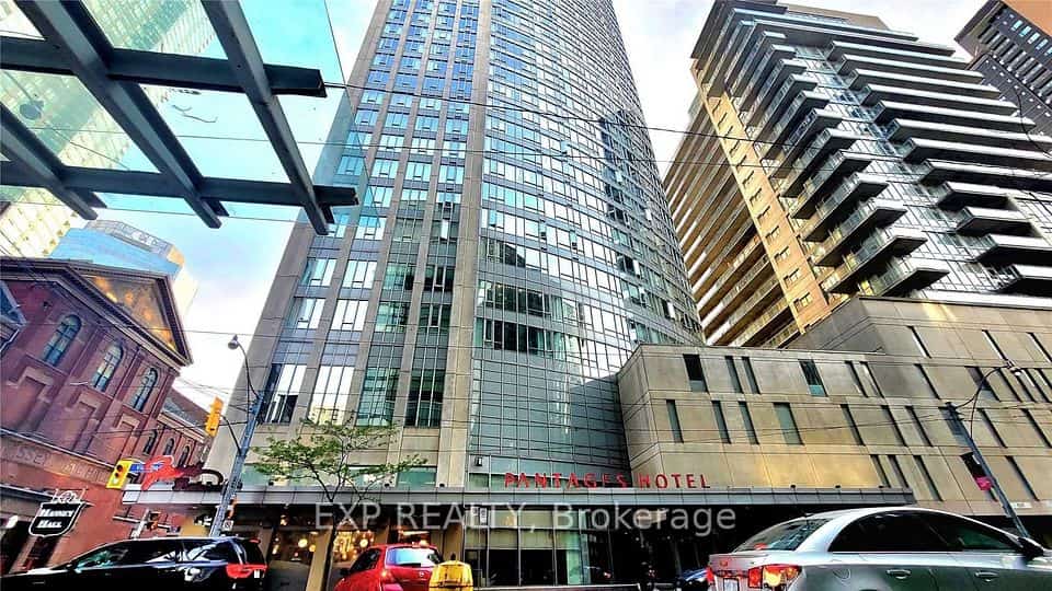 210 Victoria Street #4112, Toronto, ON M5B 2R3
