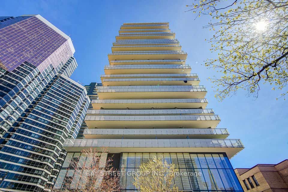 57 St. Joseph Street #2706, Toronto, ON M5S 0C5