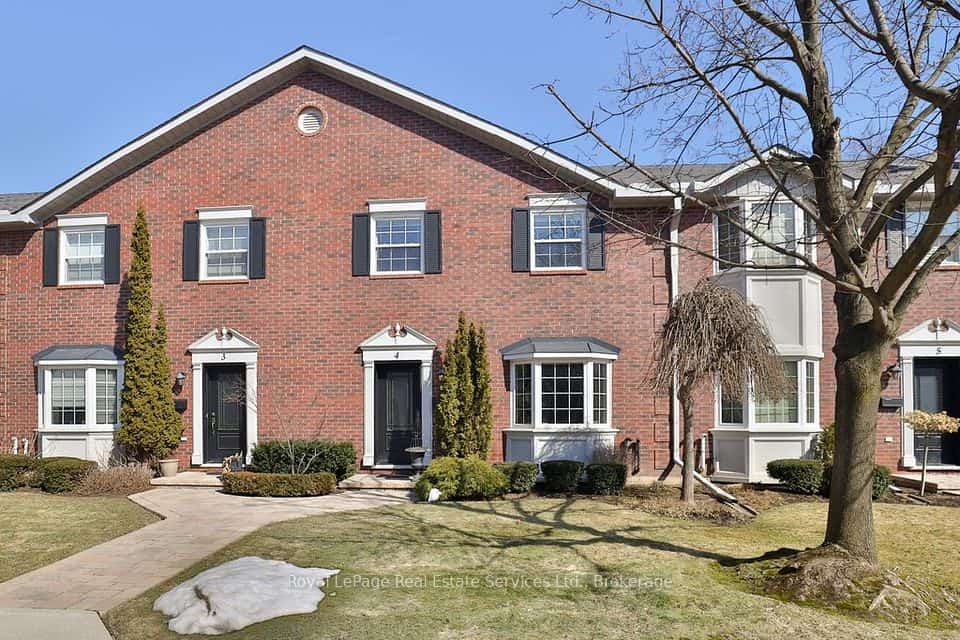 2407 Woodward Avenue #4, Burlington, ON L7R 4J2