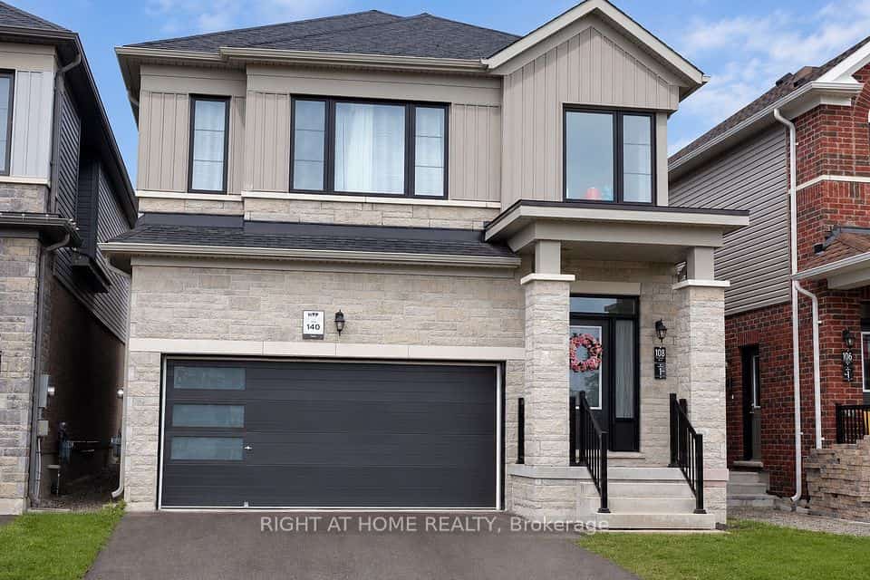 108 Nottingham Road, Barrie, ON L9J 0L4
