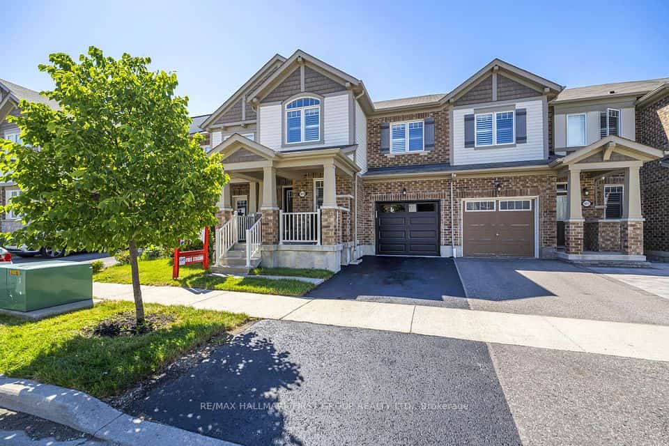 1019 Dragonfly Avenue, Pickering, ON L1X 0E9