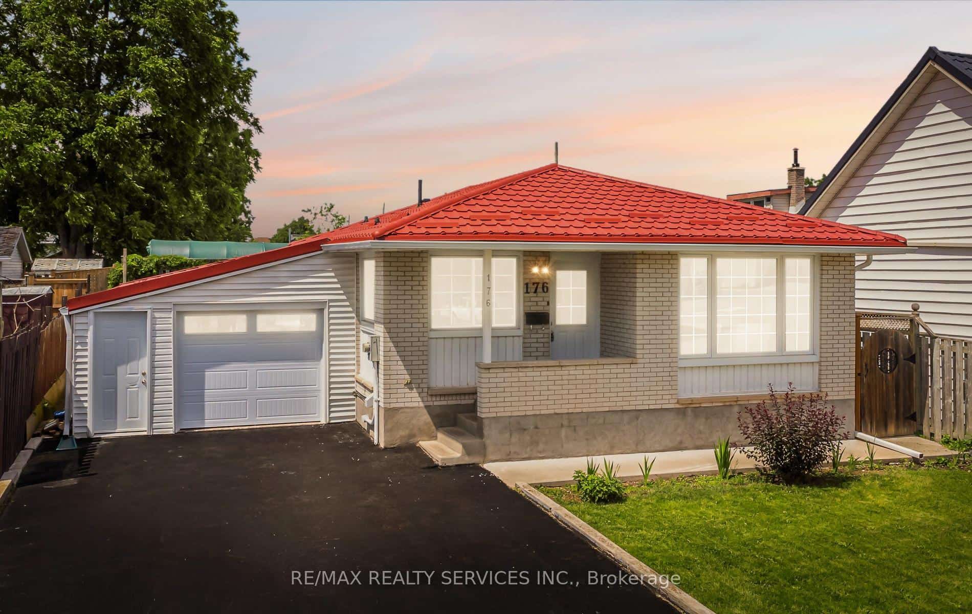 176 Samuelson Street, Cambridge, ON N1R 1K3