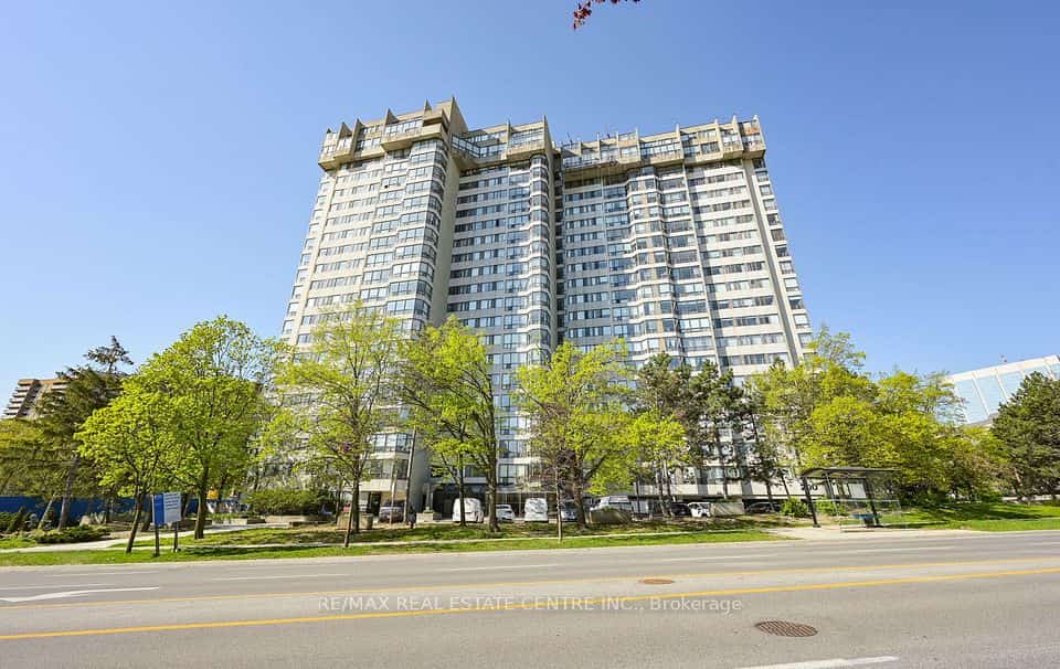 200 Robert Speck Parkway #2006, Mississauga, ON L4Z 1S3