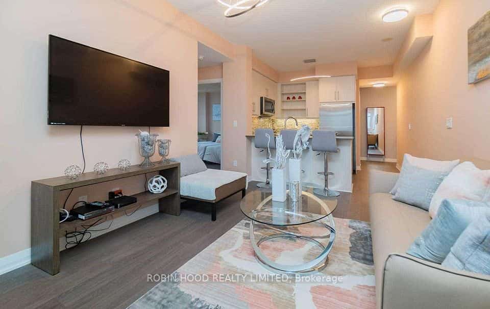 65 Oneida Crescent #1508, Richmond Hill, ON L4B 0G9