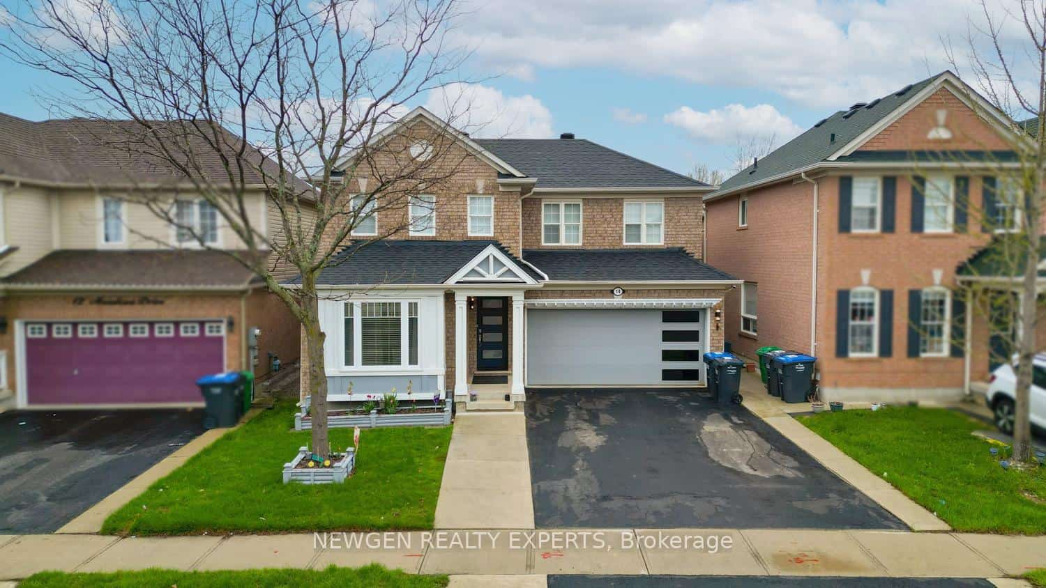 14 Mendoza Drive, Brampton, ON L7A 3M3