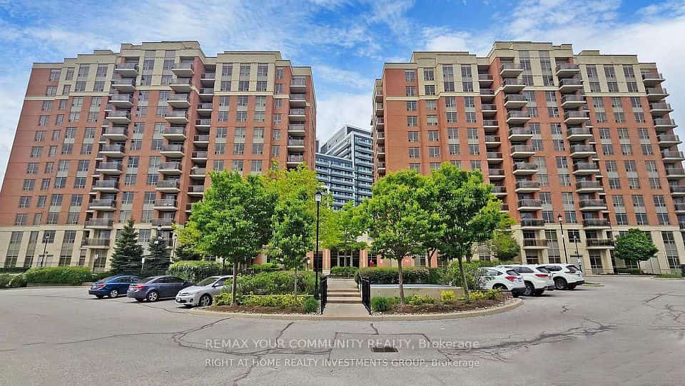 73 King William Crescent #1008, Richmond Hill, ON L4B 0C2