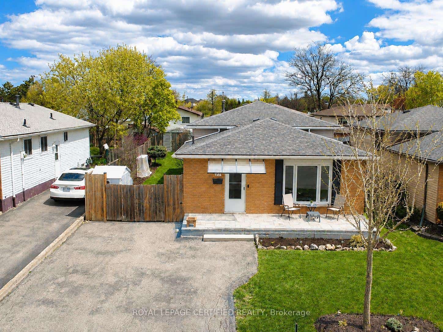 27 Lambert Street, Hamilton, ON L8V 4N6
