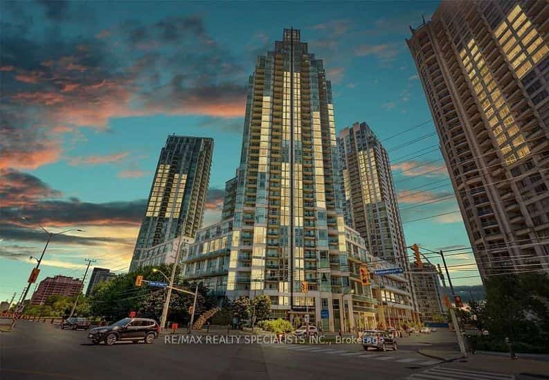 3939 Duke Of York Boulevard W #2401, Mississauga, ON L5B 4N2