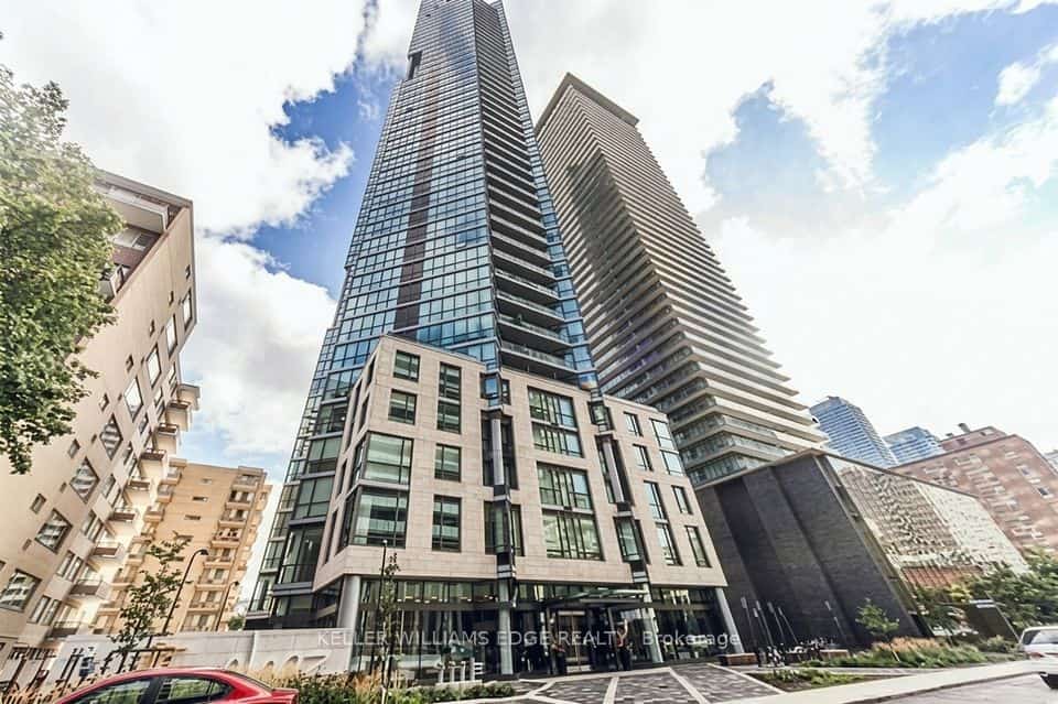 45 Charles Street E #4005, Toronto, ON M4Y 0B8