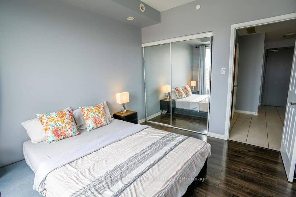 54 Sky Harbour Drive, Brampton