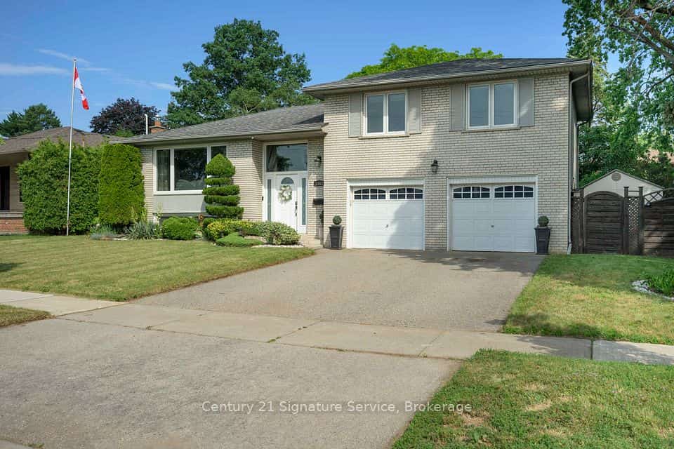 1563 Brentano Boulevard, Mississauga, ON L4X 1A5